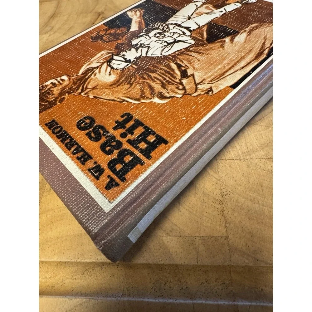 Base Hit by A. W. Harmon‎ 1970 Hardcover Second Printing